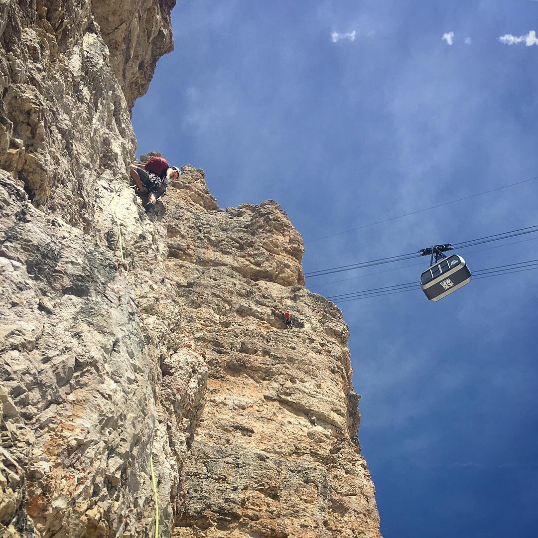 20507703_848415948643874_6829854892359347734_o 20507703_848415948643874_6829854892359347734_o