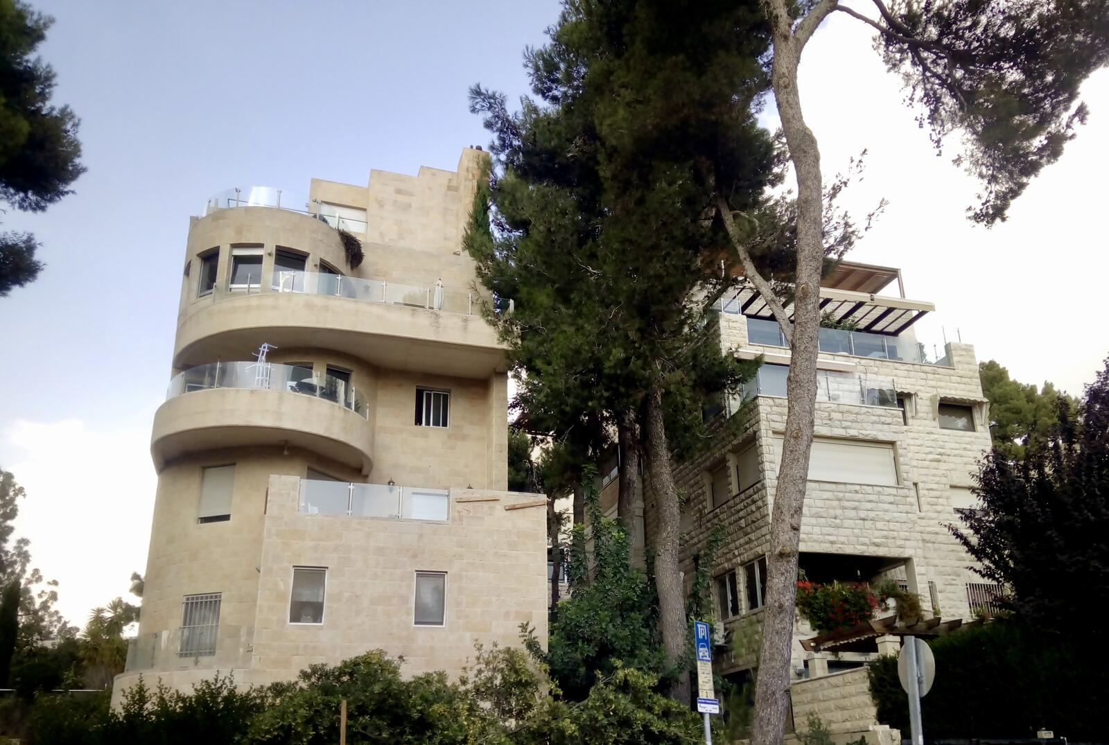 fullsizeoutput_b70 fullsizeoutput_b70